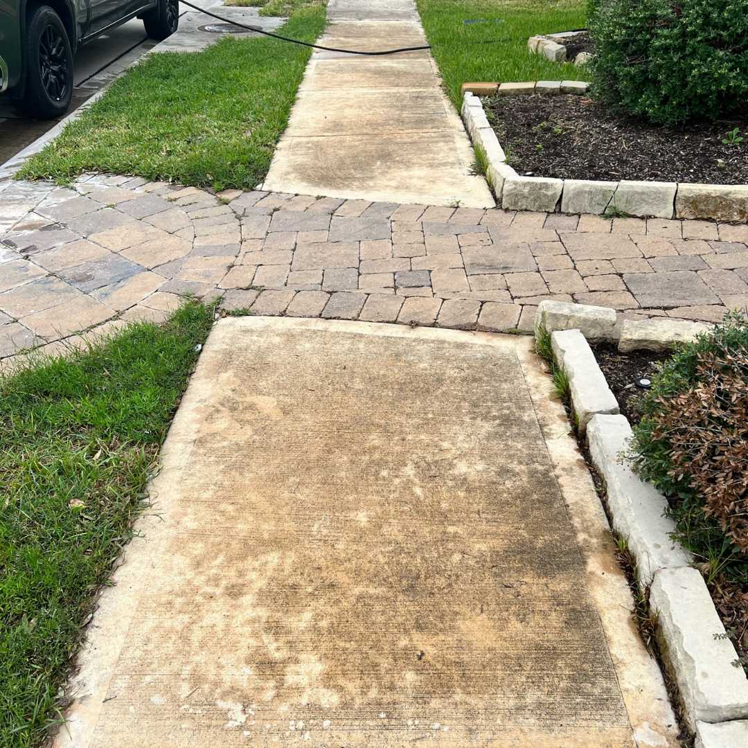 Concrete cleaning residential services in Katy, TX